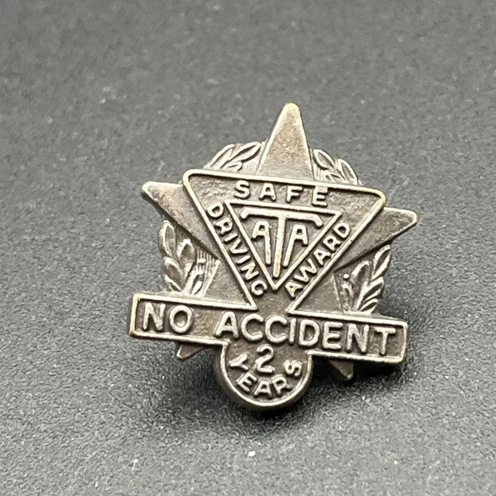 ATA Safe Driving Award 2 Years‎ No Accident Trucking Lapel Hat Pin